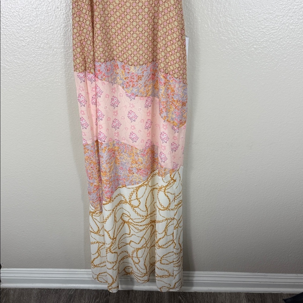 MAJORELLE Carrie Maxi Dress in Gold Multi - Picture 6 of 7